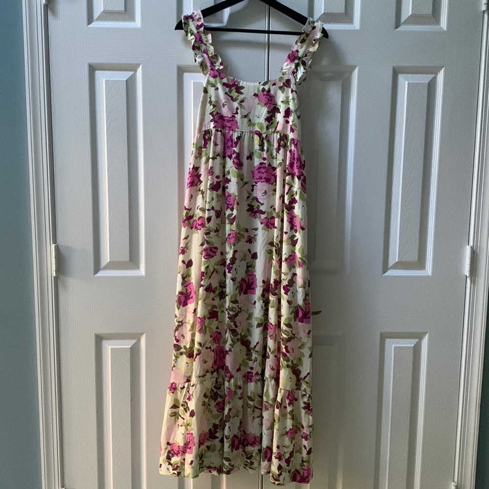 En Saison dress size S. Worn once. No flaws.